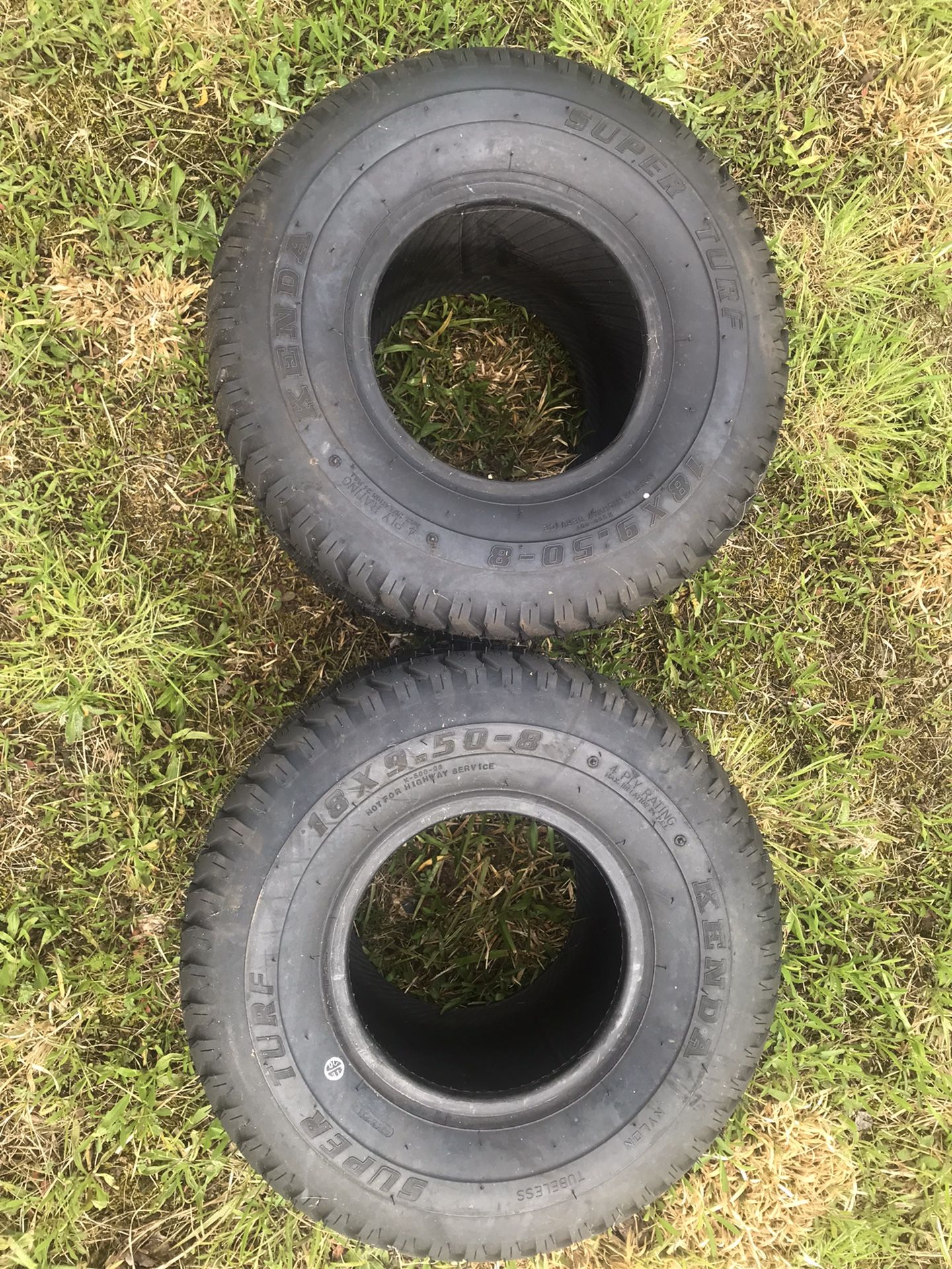 18x9.5-8 Lawn Mower Tires (New)