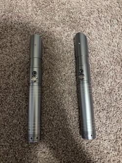 Duel sabers