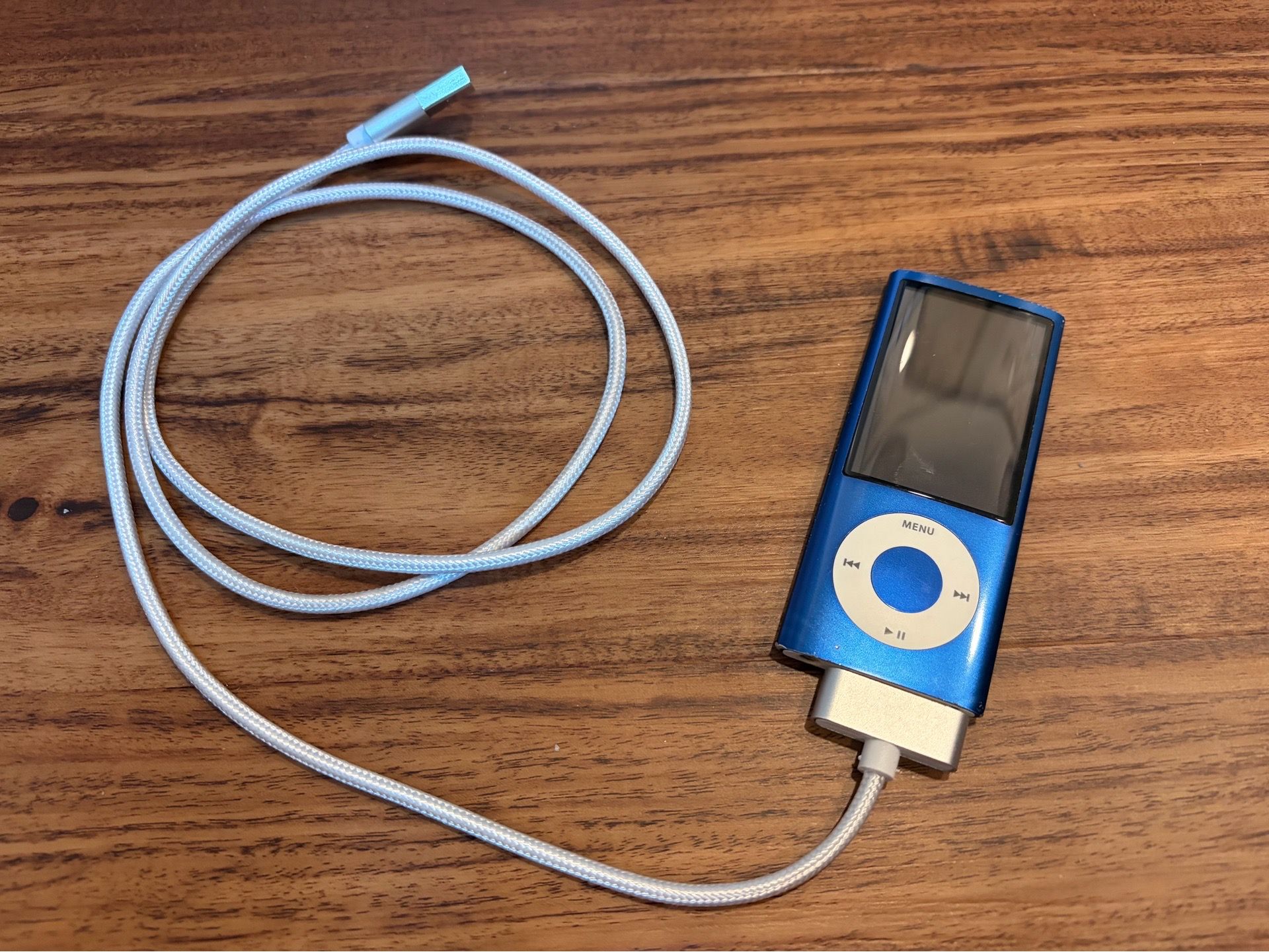 Apple iPod A1320 5th Generation 8GB (good battery)