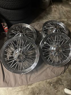 17 inch 83