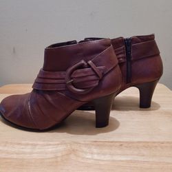 Women's Genuine Leather brown Crossover Straps high heel ankle boot booties size 6M