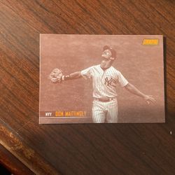 Don Mattingly New York Yankees Topps Baseball Card