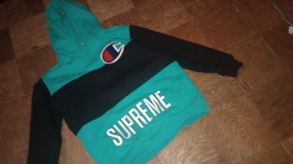Supreme X Champions Hoodie 