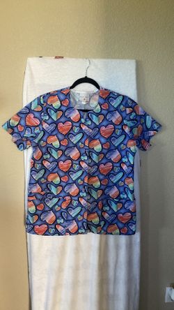 Ladies Peaches Uniforms button down scrub top-size M