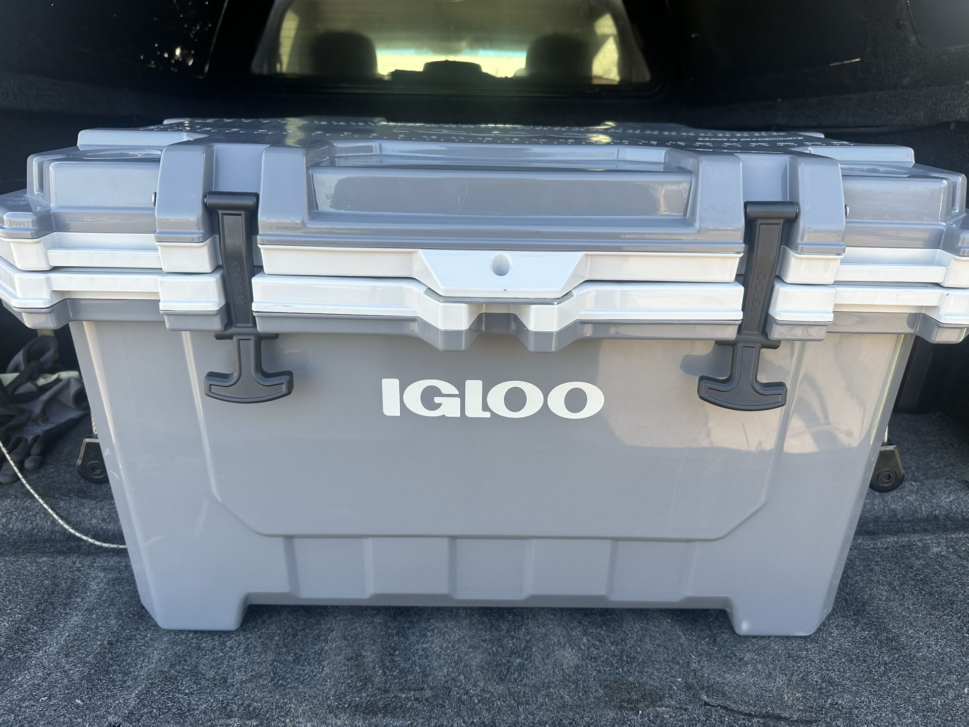 Igloo IMX 70qt Cooler