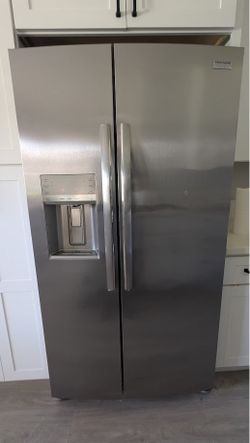 Frigidaire Gallery 36" Stainless Steel Side-by-Side Refrigerator