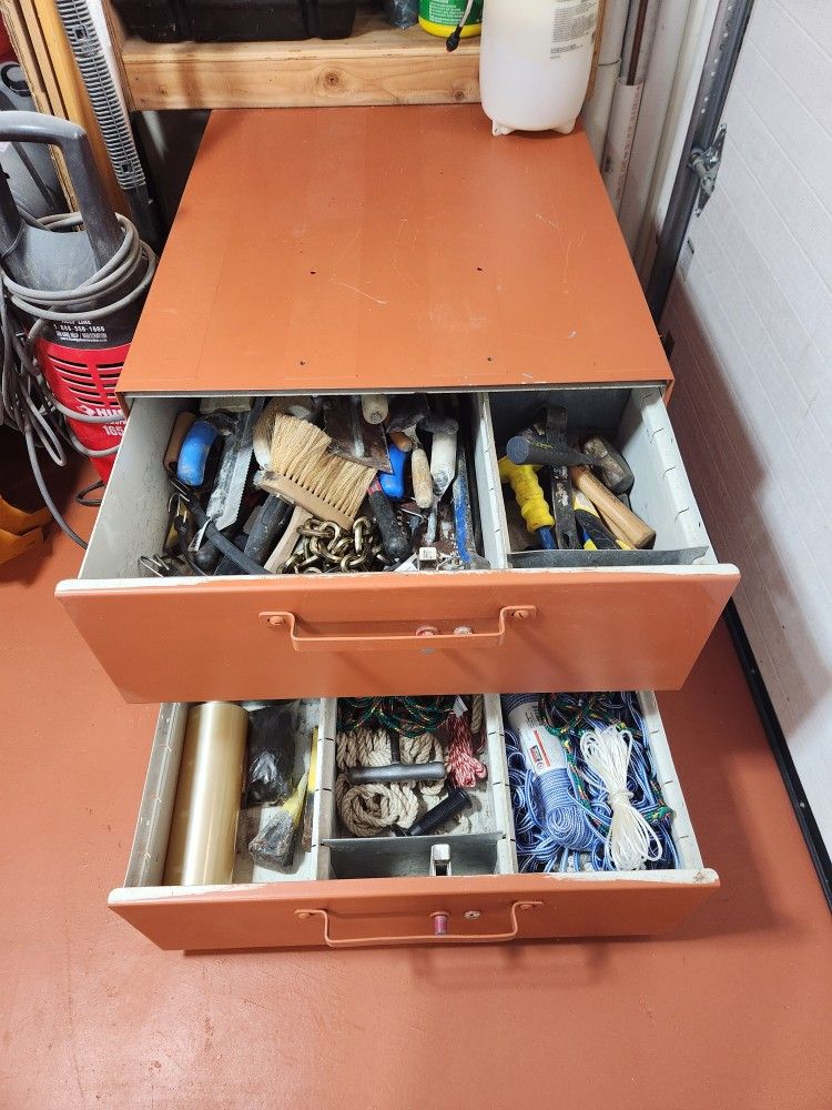 2 JOBOX StorALL STORAGE DRAWERS L = 48" W =30" H = 12" HEAVY-DUTY STEEL CONSTRUCTION , I PAID CLOSE TO $4000 FOR THE PAIR FANTASTIC DEAL