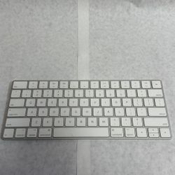 Apple Magic Keyboard - A1644