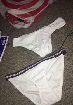 Bathing suit !!