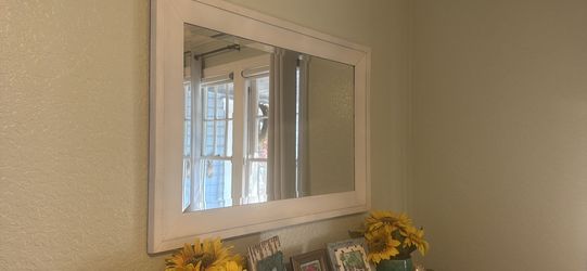 White wood wall mounted mirror