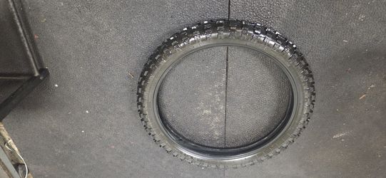 New Cheng Shin 2.75-19 tire