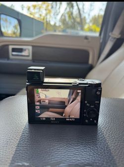Sony RX100 VII Camera
