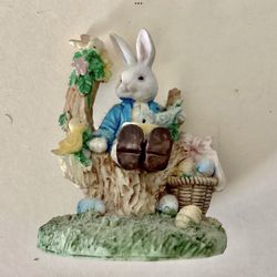 Vtg. Easter Bunny Resin Mini Figurine Dyed Eggs Holiday Decor 