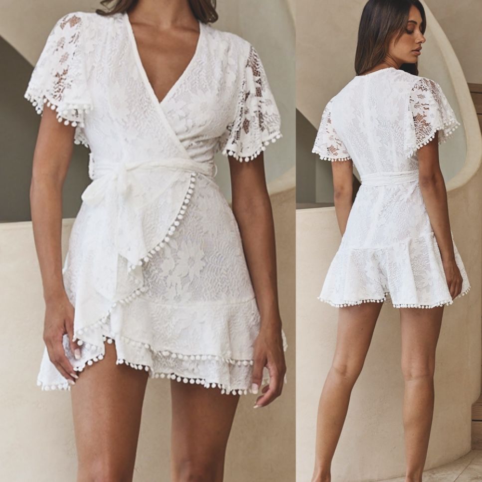 Saints + Secrets wrap lace embroidered white formal dress women Size Medium