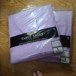 Table Cloths And Skirts