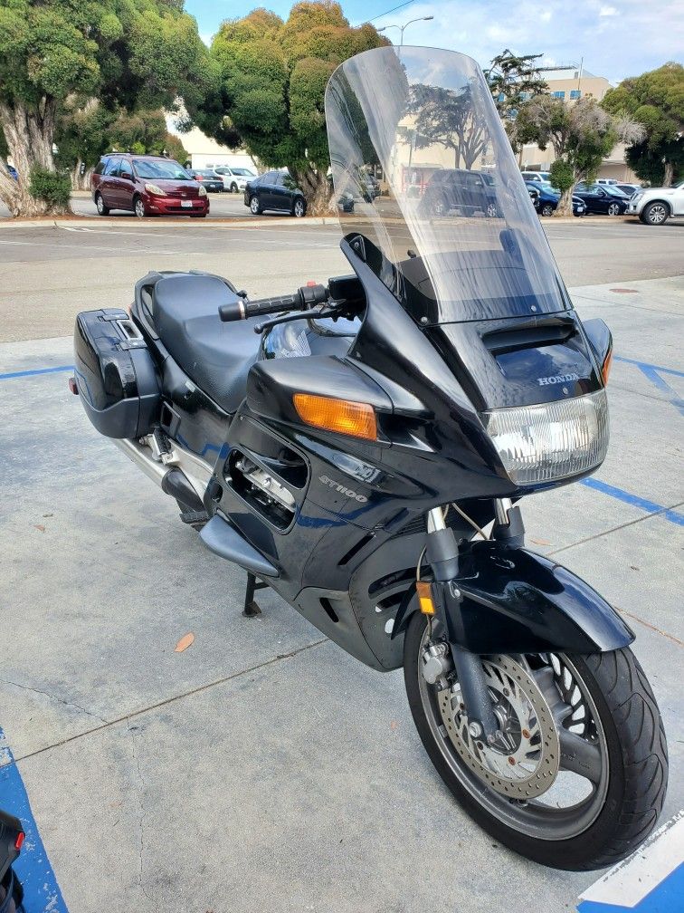 1994 Honda ST- 1100