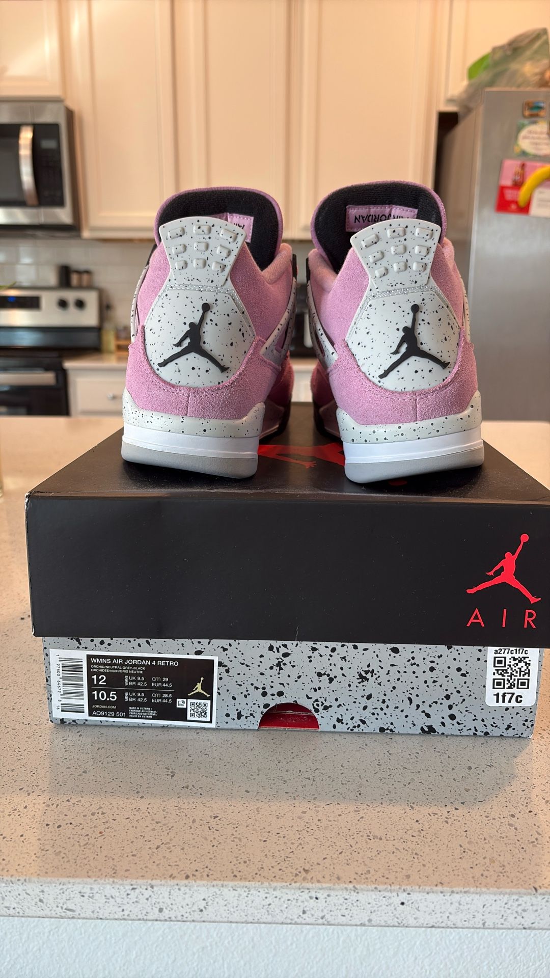 Jordan Retro 4 Orchid Size 10.5 Men’s 