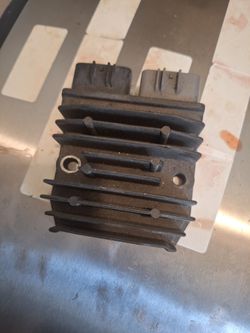 Ducati Monster 1200R 1200 R 18-19 OEM Rectifier Voltage Regulator (contact info removed)1A