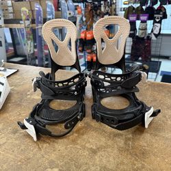 small rider snowboard bindings certified with warranty located at Sin city snowboards