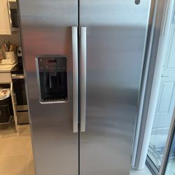 Side By Side Refrigerator 