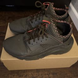 Nike Men's Air Huarache Shoes