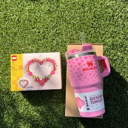 Stanley x Target Exclusive Valentines Day Flowstate Quencher 20oz Tumbler