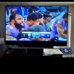 73" MITSUBISHI 1080P DIGITAL LASER PROJECTION TV WITH REMOTE AND HDMI PORTS $300 FINAL PRICE 