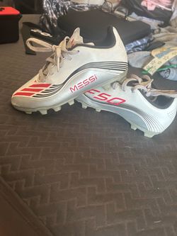 Boys Messi cleats