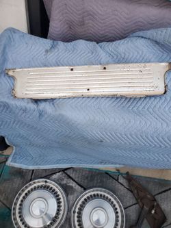 Impala front lisence plate valance original  gd condition