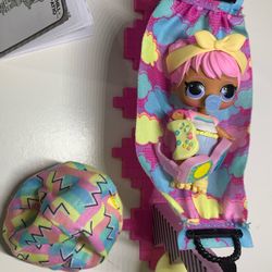 LOL Surprise Furniture series 4 Chill Patio with Dawn doll