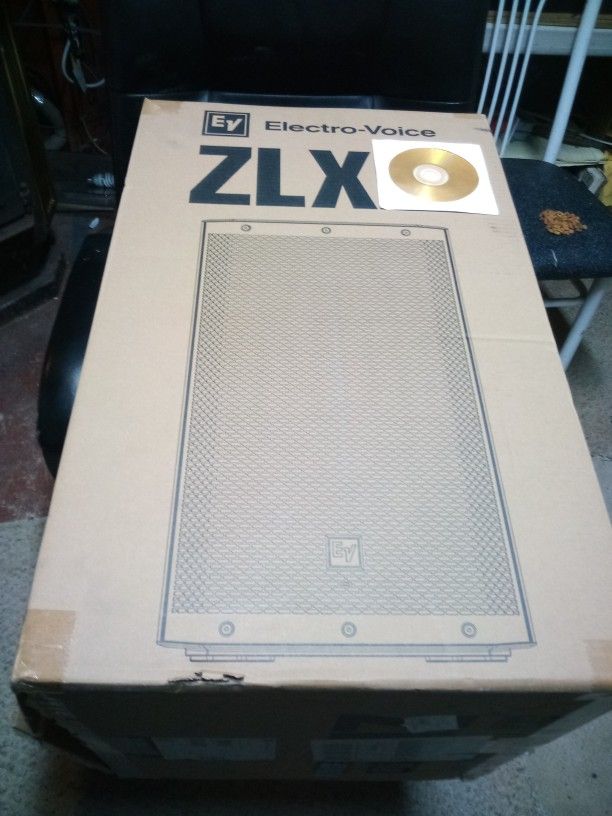 EV ZLX 12P Like New Pro Powered Speaker