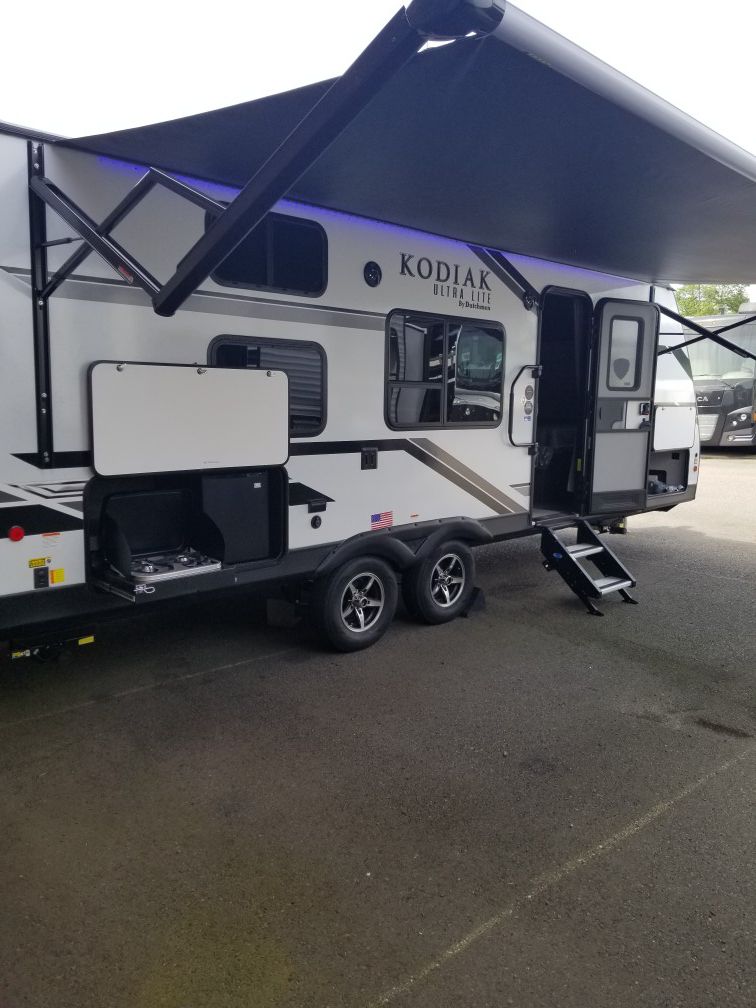22 ft travel trailer with bunks