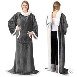 Brand new - robe / wearable blanket - target