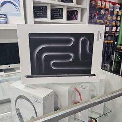 Apple MacBook Pro 16in/ M3 Pro Chip/ 36gb RAM/ 1TB SSD 