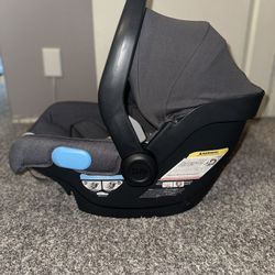 UPPAbaby Car Seat & Base