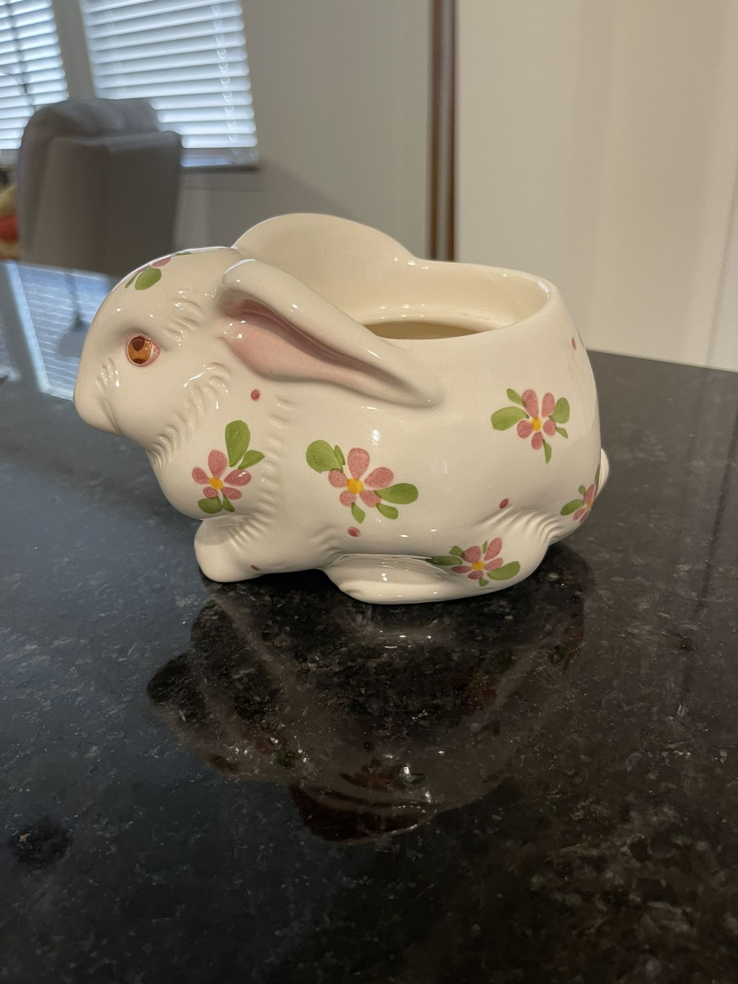 Avon Bunny Ceramic Planter & Box