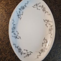 Big Serving Plates 10$ Each