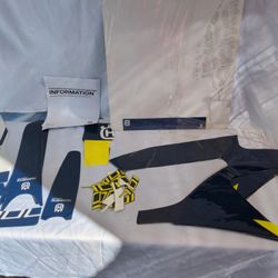 HUSQVARNA MOTORCYCLE GRAPHIC KIT 