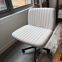 Desk chair