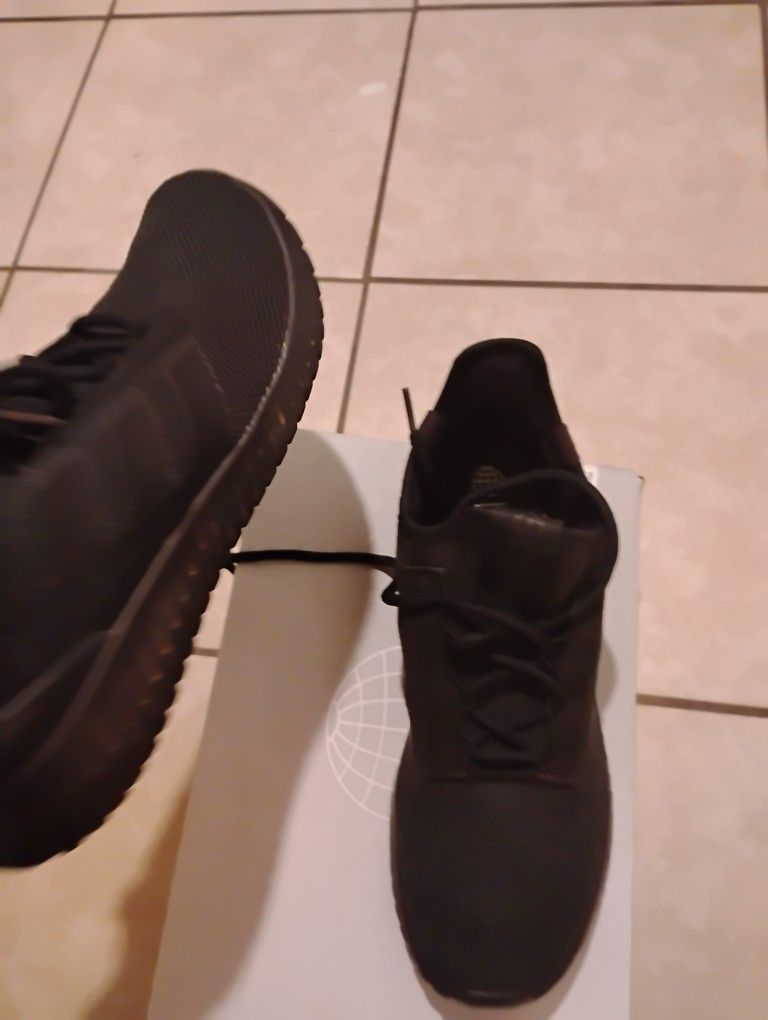 Brand new Adidas Kaptir 2.0