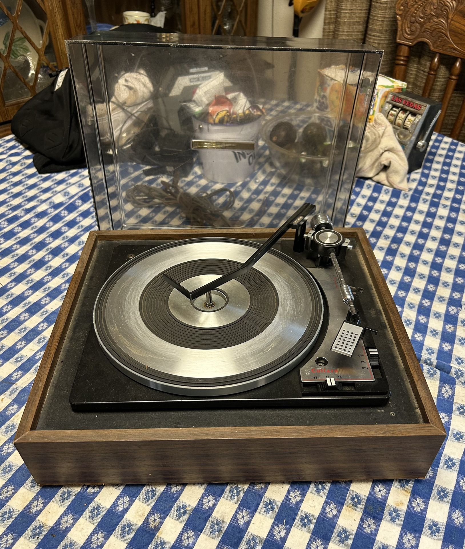 Vintage Callero turntable