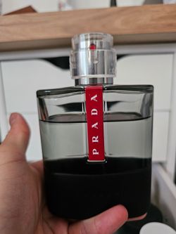 Prada Carbon