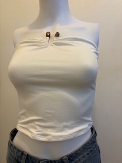 White top size medium new w tag $10