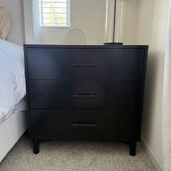 2 Black Nightstands