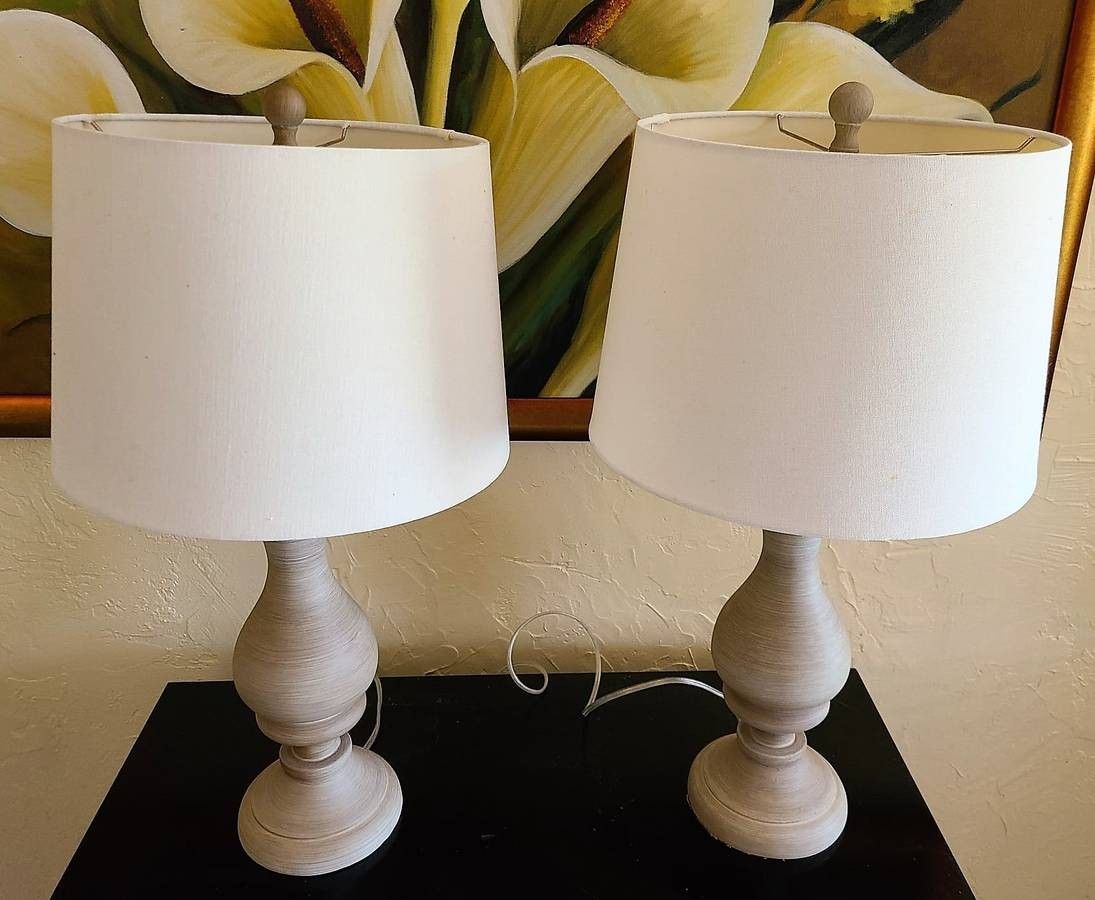 Pair of Table Lamp w/Shade