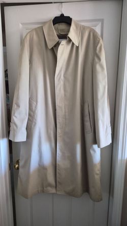 London Fog mens trench coat 44 Reg