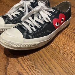 Converse Black Low Tops – Size 10