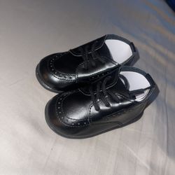 Toddler Dressing Shoes. 