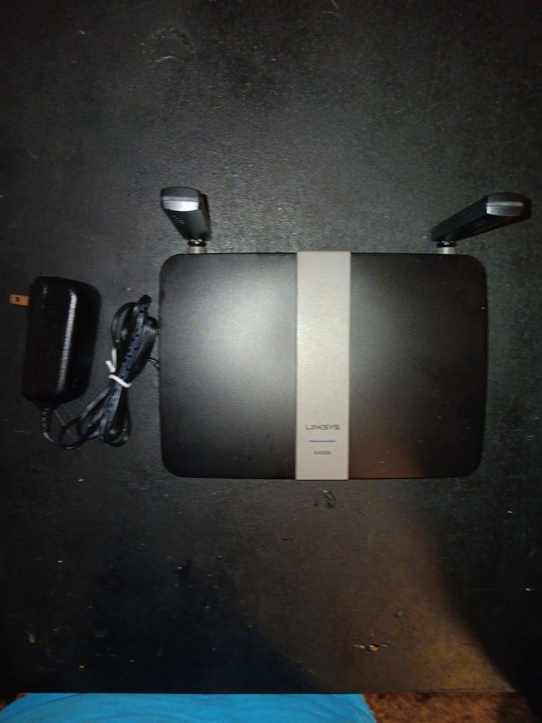 LINKSYS EA6350 WIRELESS ROUTER