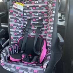 Minnie Mouse Toddler And Baby Car Seat 